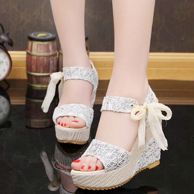 Ženske sandale sa platformom 8 cm i trakom - dva modela