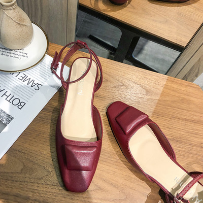 Novi model ženskih sandala od umjetne kože sa trakom