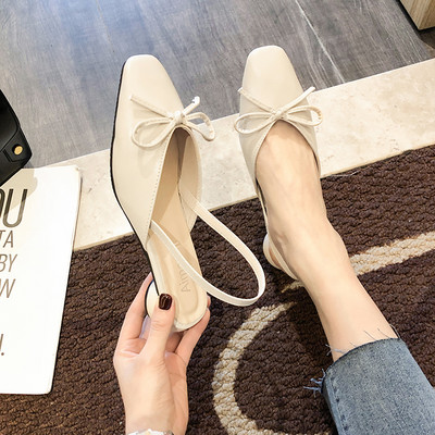 Novi model ženskih sandala od umjetne kože sa trakom