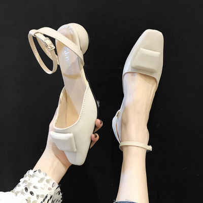 Novi model ženskih sandala od umjetne kože sa trakom