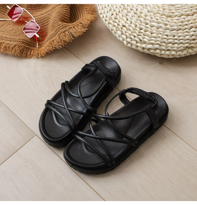 Moderne ženske kožne sandale nekoliko modela