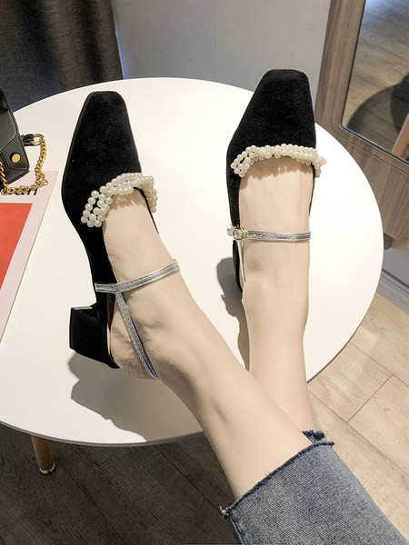 Novi model zatvorenih ženskih sandala sa biserima