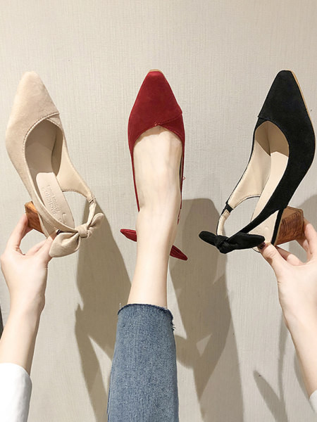 Novi model ženskih sandala od eko antilopa - tri boje