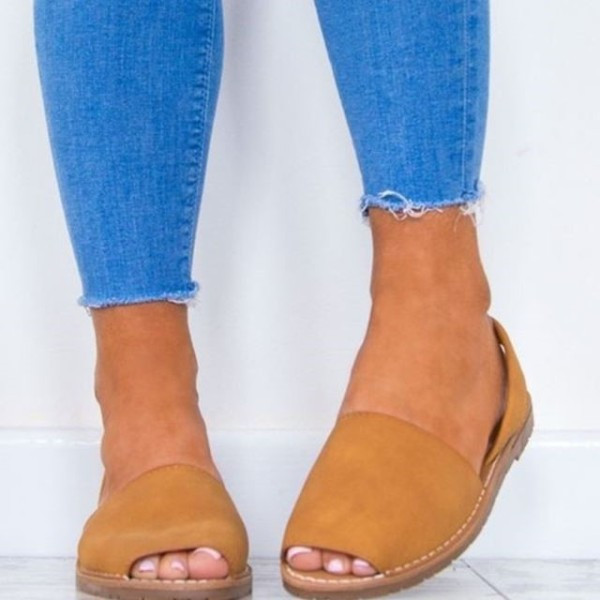 Ljetne sandale od eko antilop kože sa ravnim đonom - velike veličine