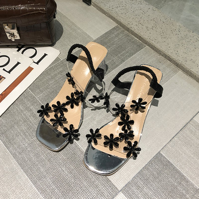 Moderne ženske sandale sa 3D elementima i petom 5 cm