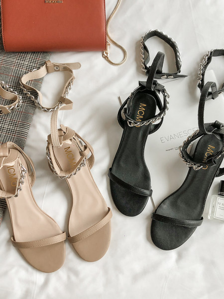 Moderne ženske sandale sa petom debljine 5 cm i metalnim lancima