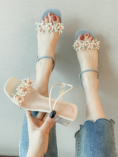 Дамски сандали с декорация цветя и дебел 5см ток 