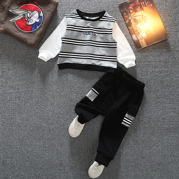 Dječji set iz dva dijela - za dječake