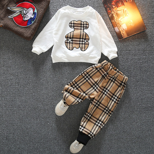 Moderan dječji komplet iz dva dijela - bluza i hlače