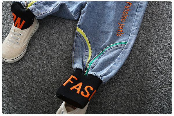 Dječji komplet za dječake - bluza i traperice