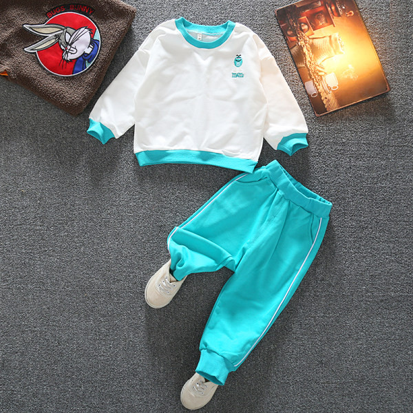 Dječji komplet iz dva dijela - bluza i hlače