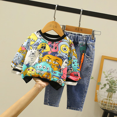 Dječji set za dječake koji uključuje bluzu i traperice