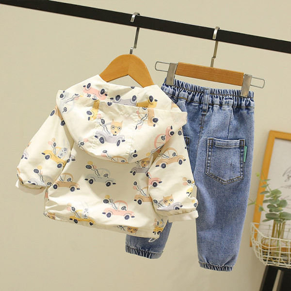 Proljetni dječji komplet za dječake koji uključuje tanku jaknu i traperice