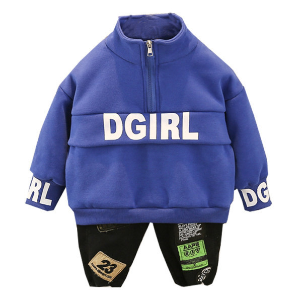 Novi model svakodnevnog dječjeg kompleta bluza s natpisom i hlače