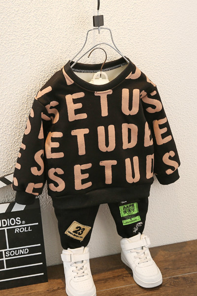 Dječji set od dva dijela za dječake od bluze i hlača