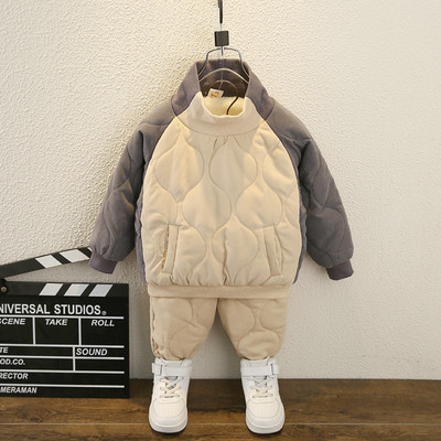 Dječji komplet iz dva dijela za dječake - pogodan za zimu