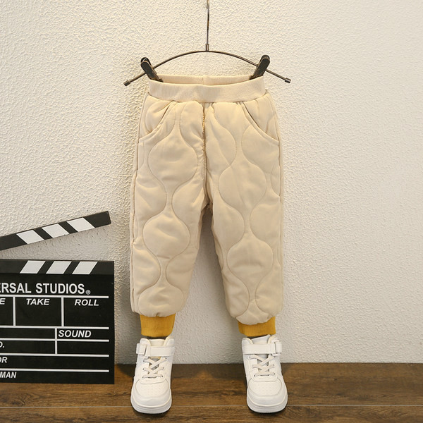 Dječji komplet iz dva dijela za dječake - pogodan za zimu