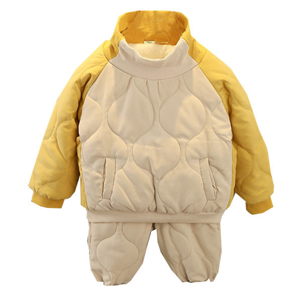 Dječji komplet iz dva dijela za dječake - pogodan za zimu