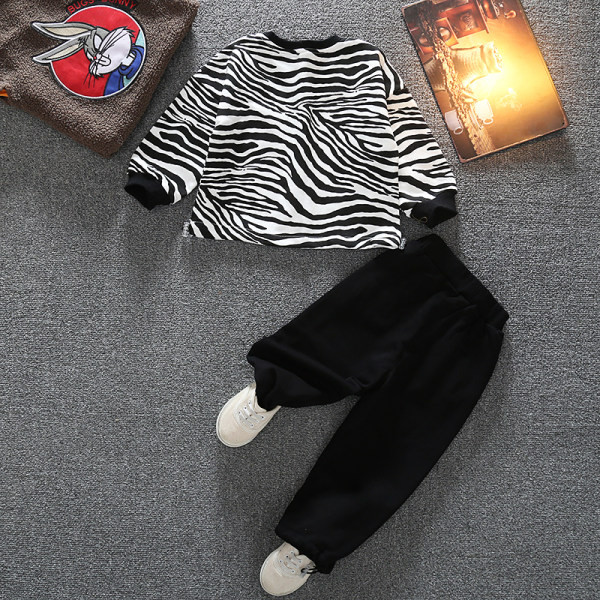 Dječji komplet iz dva dijela - hlače i bluza