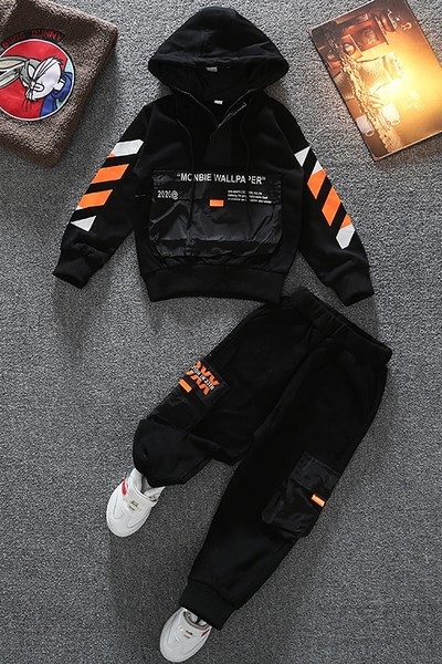 Dječji set iz dva dijela sa natpisima