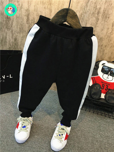 Dječji dnevni set iz dva dijela za dječake