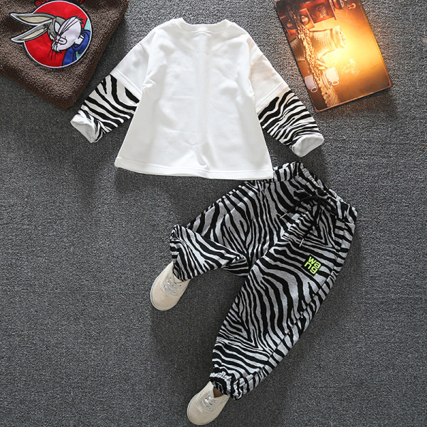 Dječji set s aplikacijom za dječake