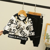 Ženski sportski i casual set sweatshirta i hlača