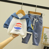 Dječji casual set za dječake od trenirke i traperica