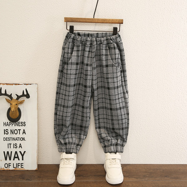 Uue mudeli ruuduline kaheosaline lastekomplekt poistele