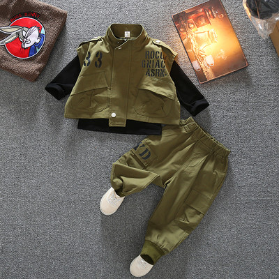 Dječji dnevni set s natpisima i džepovima