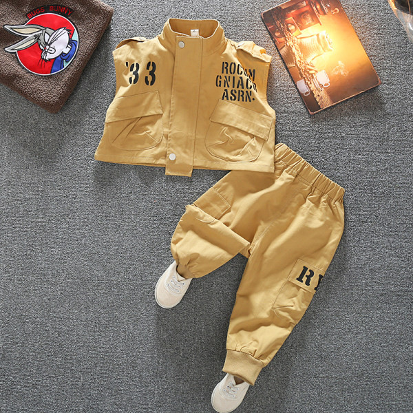 Dječji dnevni set s natpisima i džepovima