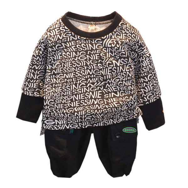 Novi model dječjeg sportsko-dnevnog kompleta iz dva dijela za dječake