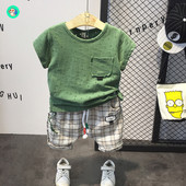 Majica kratkih rukava i kratke hlačice - komplet za dječake