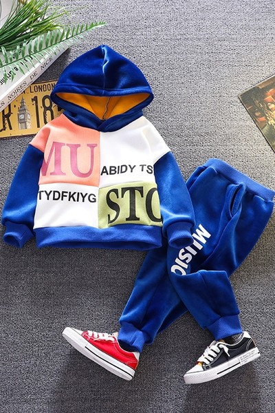 Dječji sportski komplet za dječake iz dva dijela