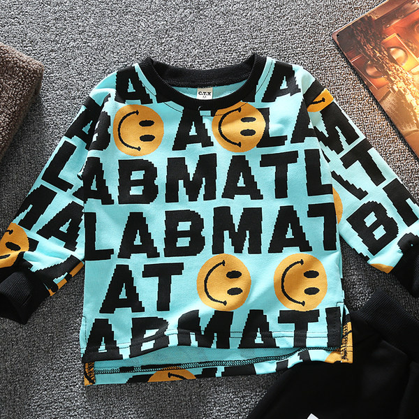 Laste igapäevane komplekt kirjadega - poistele