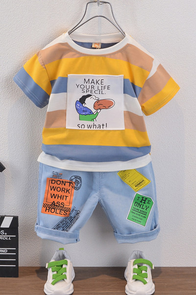 Dnevni dječji set za dječake iz dva dijela primjeren za ljeto