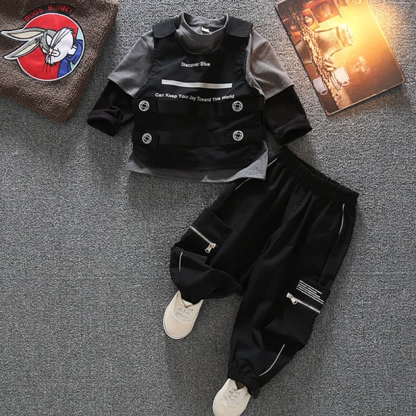 Sportski i dnevni dječji set iz tri dijela