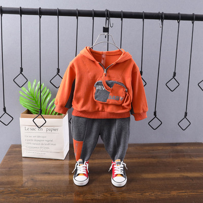 Sportski dječji komplet duks s džepom i hlačama