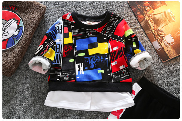 Dječji set u boji s natpisima