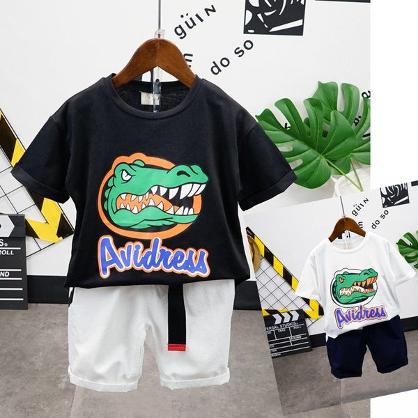 Νέο μοντέλο παιδικό σετ μπλουζάκι με απλικέ και σορτς