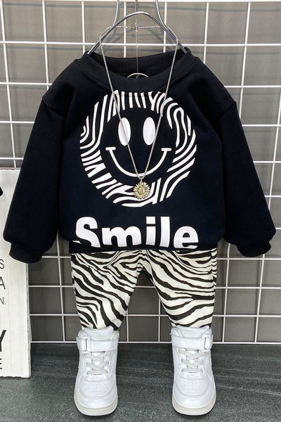 Vaikiškas dviejų dalių rinkinys tinka berniukams