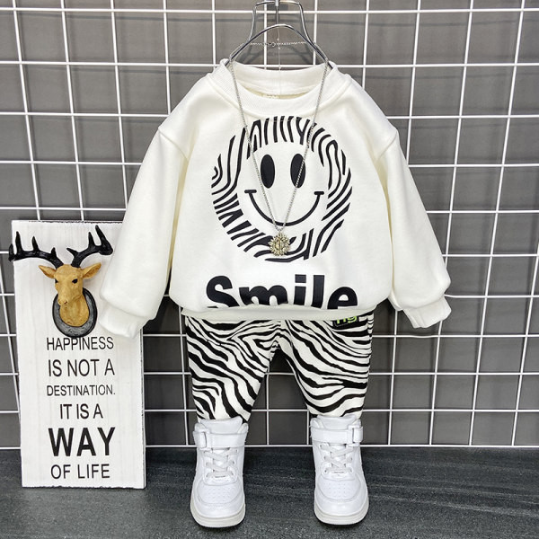 Vaikiškas dviejų dalių rinkinys tinka berniukams