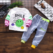 Μοντέρνα παιδικά σετ με απλικέ - μπλούζα και τζιν