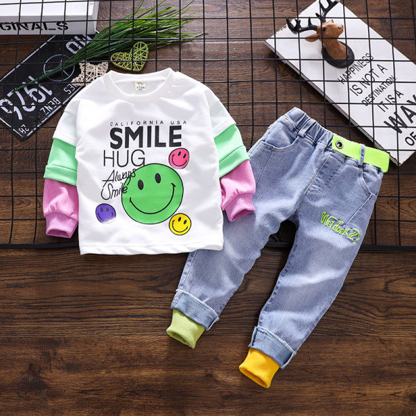 Μοντέρνα παιδικά σετ με απλικέ - μπλούζα και τζιν