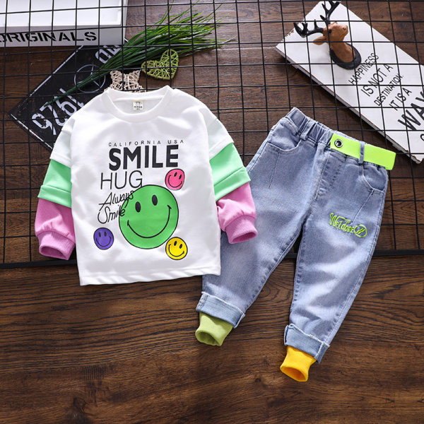Μοντέρνα παιδικά σετ με απλικέ - μπλούζα και τζιν