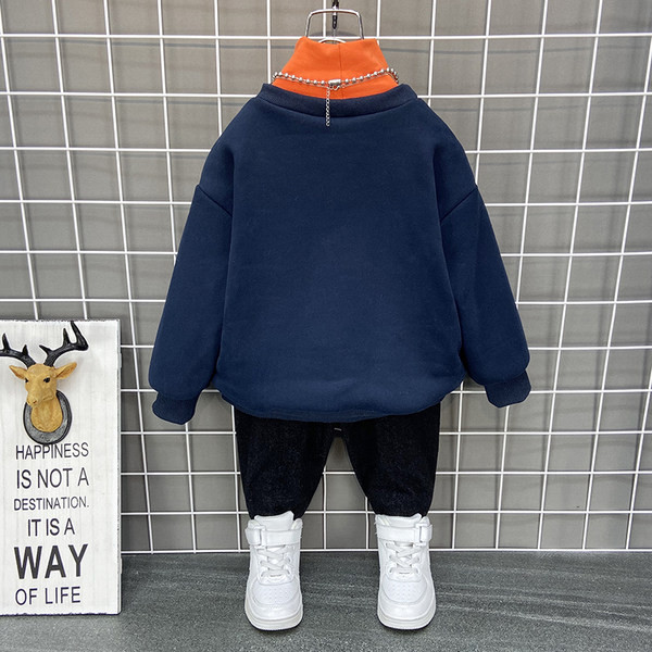 Dječji dnevni set u dvije boje za dječake