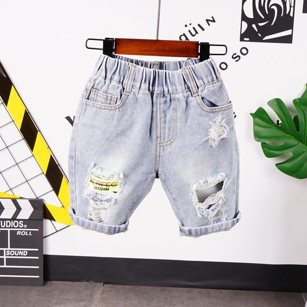 Παιδικό καθημερινό σετ  για αγόρια - μπλουζάκι με πολύχρωμο απλικέ και τζιν