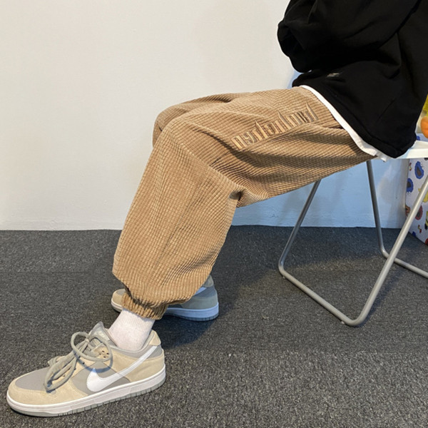 Ανδρικό παντελόνι μακρύ απλό μοντέλο