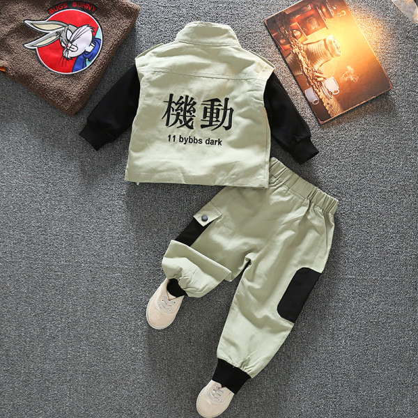 Παιδικό καθημερινό σετ με τσέπες και απλικέ