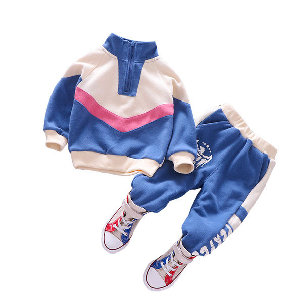 Σπορ και καθημερινά παιδικά σετ για αγόρια